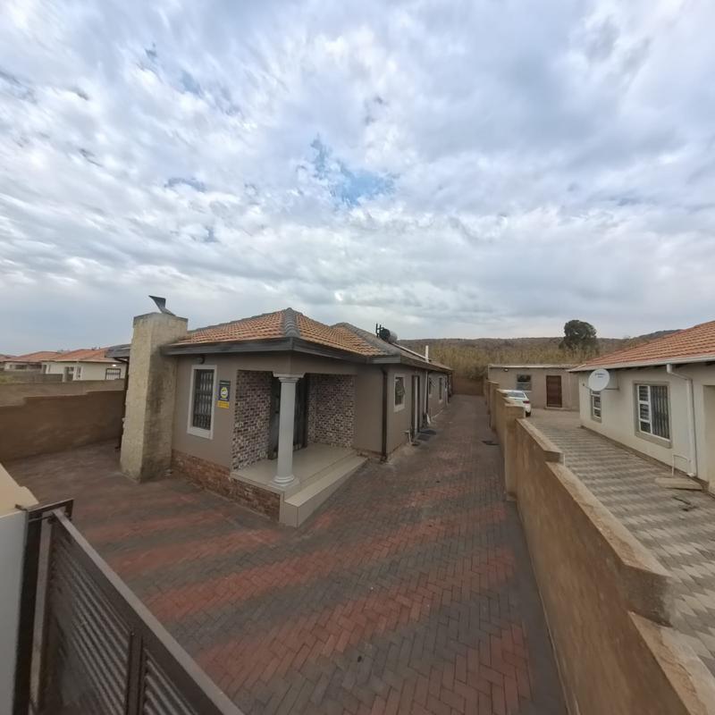 To Let 3 Bedroom Property for Rent in Kirkney Gauteng