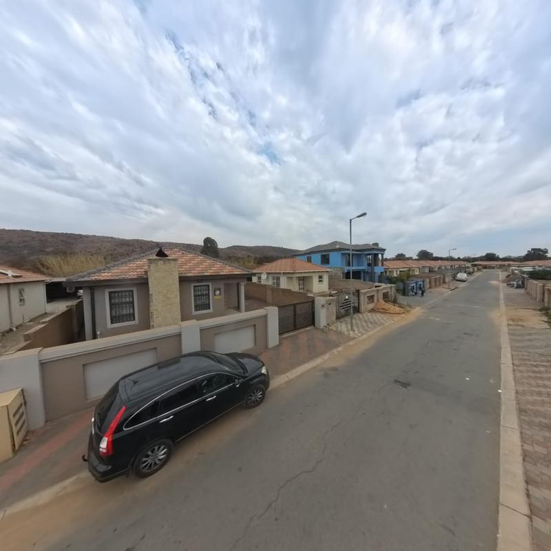To Let 3 Bedroom Property for Rent in Kirkney Gauteng