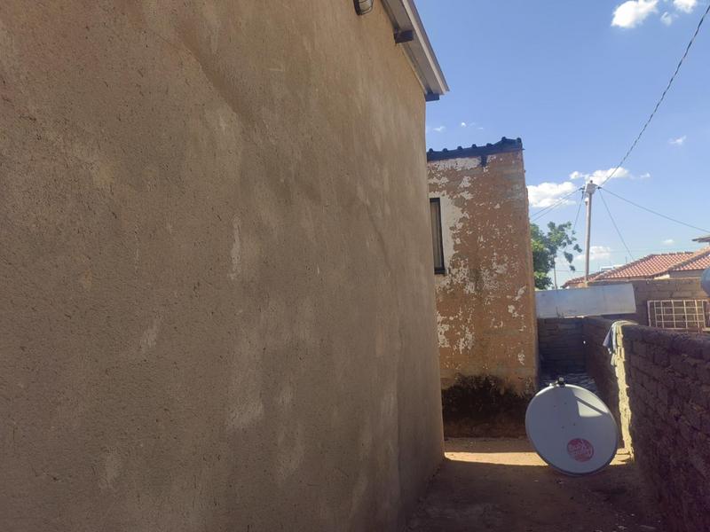 5 Bedroom Property for Sale in Mabopane Gauteng