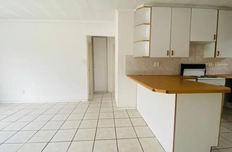 2 Bedroom Property for Sale in Vorna Valley Gauteng