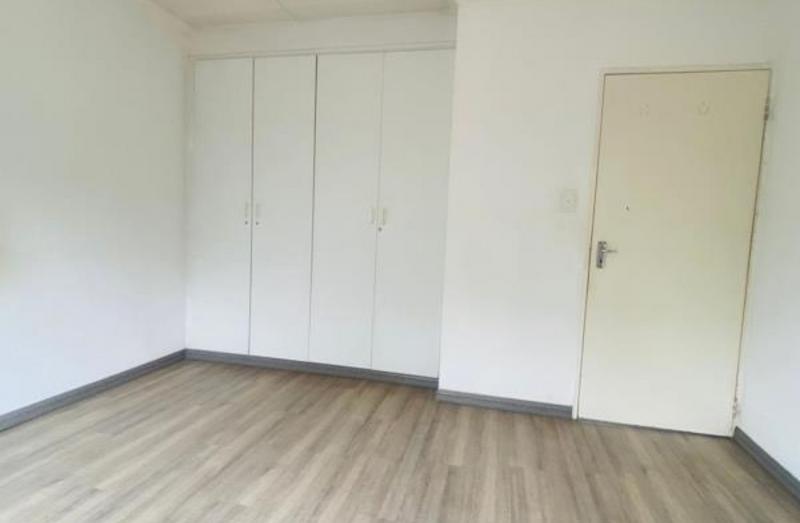 2 Bedroom Property for Sale in Vorna Valley Gauteng