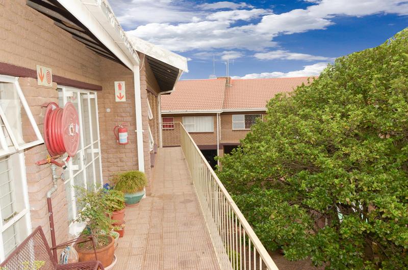 2 Bedroom Property for Sale in Green Hills Gauteng