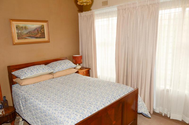 2 Bedroom Property for Sale in Green Hills Gauteng