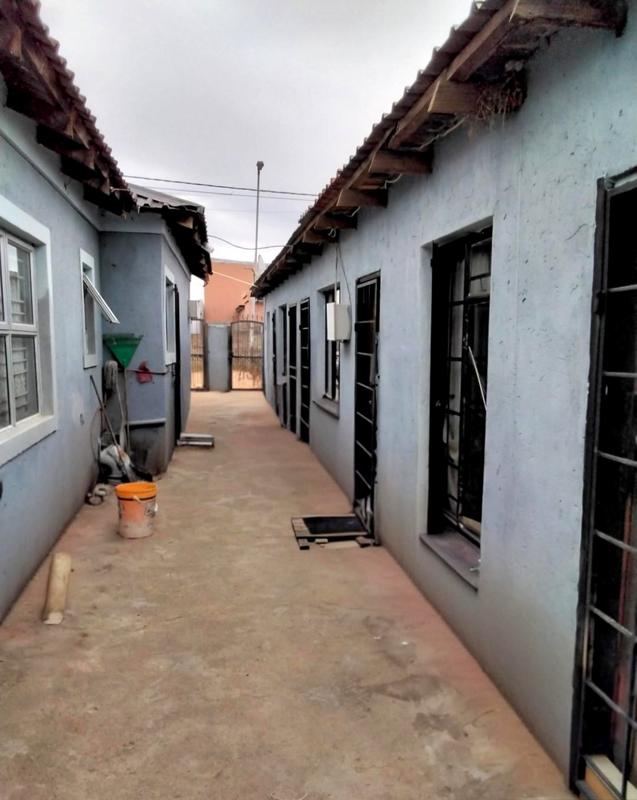 3 Bedroom Property for Sale in Slovoville Gauteng