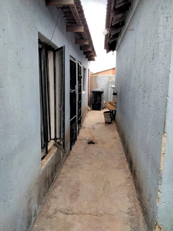 3 Bedroom Property for Sale in Slovoville Gauteng