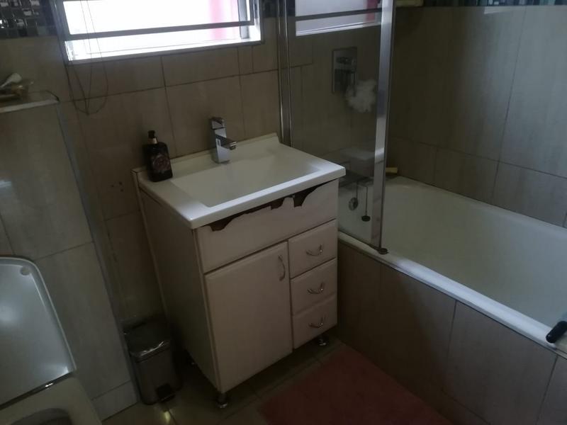 3 Bedroom Property for Sale in Lenasia Gauteng