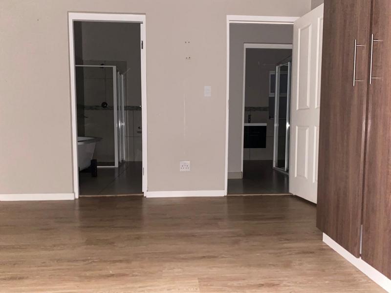 2 Bedroom Property for Sale in Northgate Gauteng