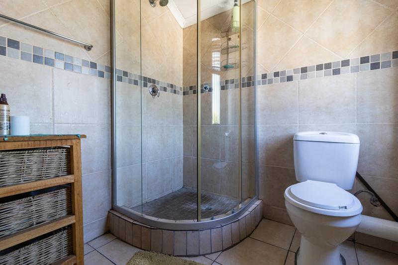 5 Bedroom Property for Sale in Linmeyer Gauteng
