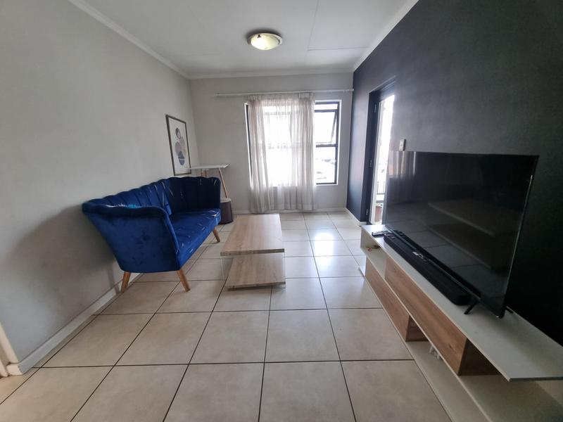 1 Bedroom Property for Sale in Oakdene Gauteng