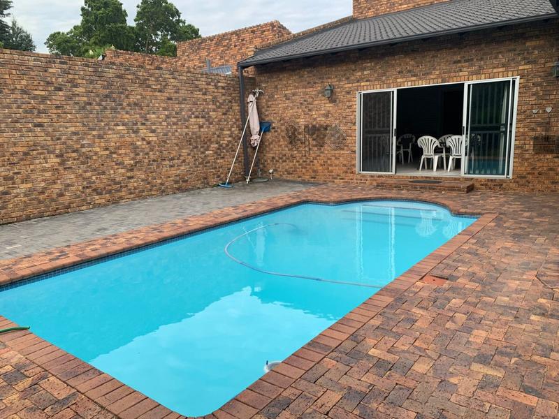4 Bedroom Property for Sale in Vanderbijlpark SE 3 Gauteng