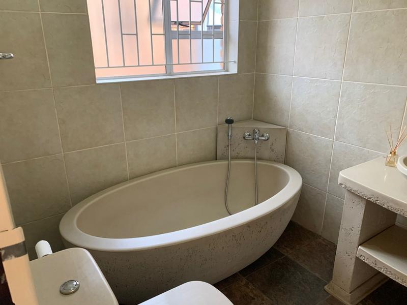 4 Bedroom Property for Sale in Vanderbijlpark SE 3 Gauteng