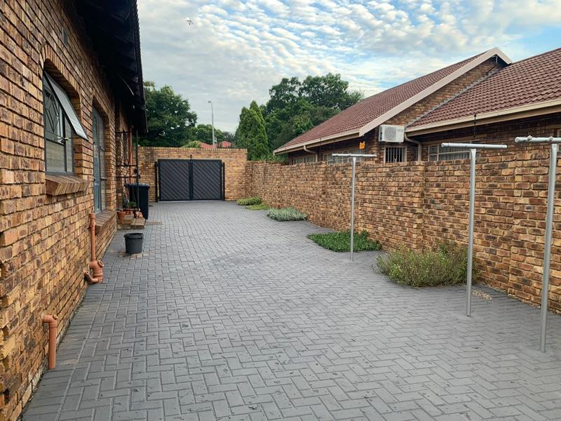 4 Bedroom Property for Sale in Vanderbijlpark SE 3 Gauteng