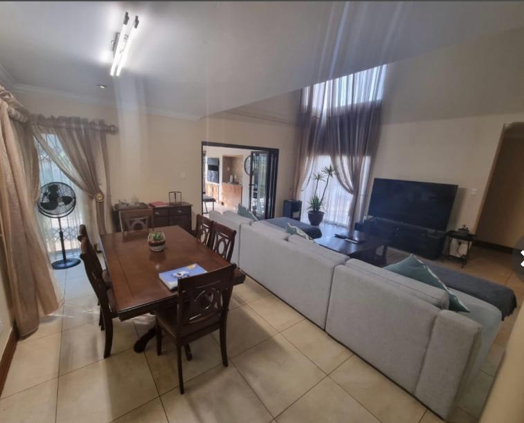 4 Bedroom Property for Sale in Vanderbijlpark SW 5 Gauteng