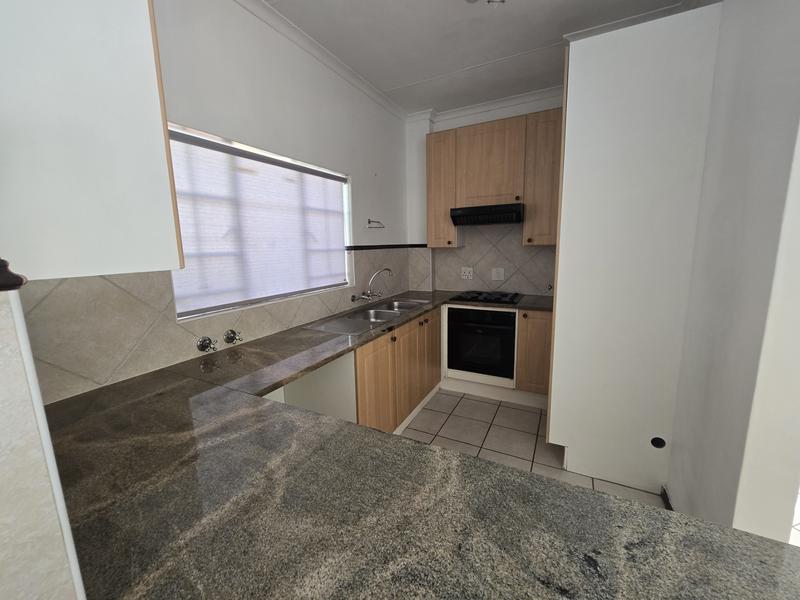 To Let 2 Bedroom Property for Rent in Equestria Gauteng