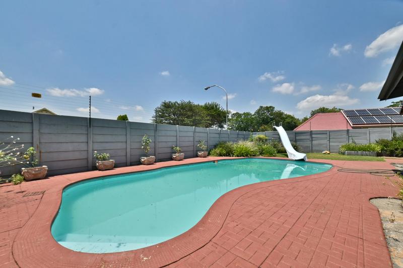 4 Bedroom Property for Sale in Randhart Gauteng