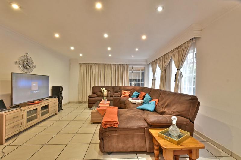 4 Bedroom Property for Sale in Randpark Ridge Gauteng