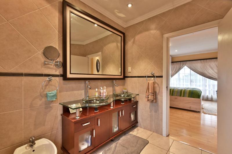 4 Bedroom Property for Sale in Randpark Ridge Gauteng