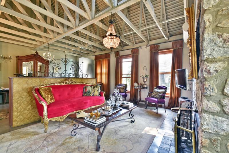 9 Bedroom Property for Sale in Hurlingham Gauteng