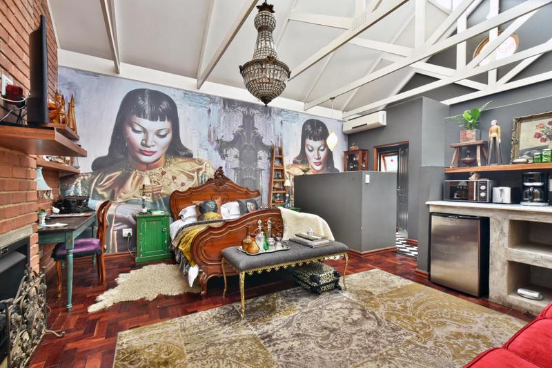 9 Bedroom Property for Sale in Hurlingham Gauteng