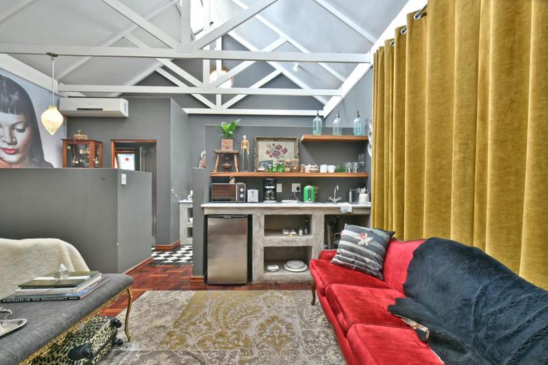 9 Bedroom Property for Sale in Hurlingham Gauteng