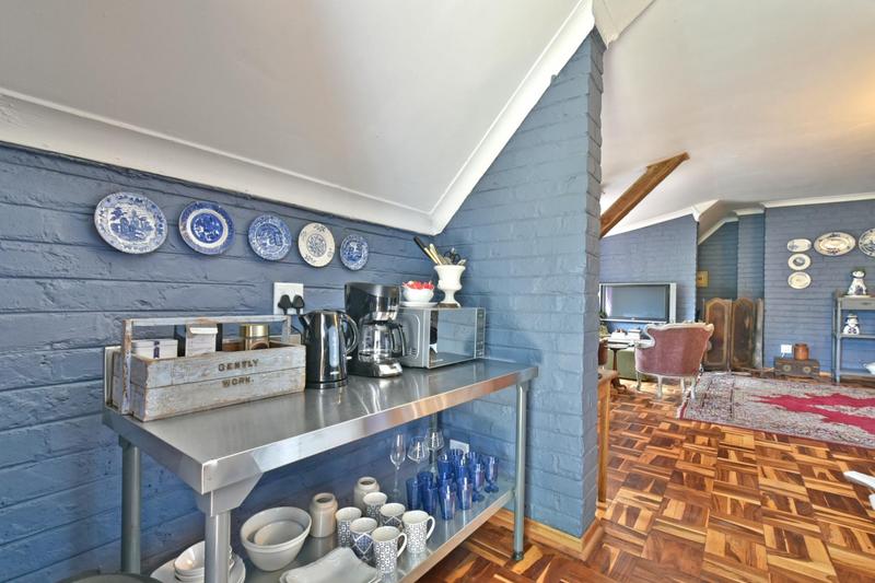 9 Bedroom Property for Sale in Hurlingham Gauteng