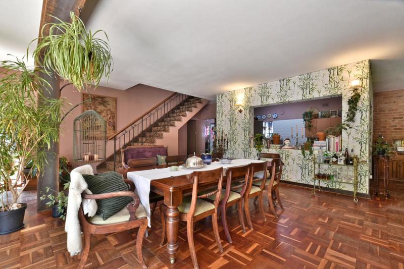 9 Bedroom Property for Sale in Hurlingham Gauteng