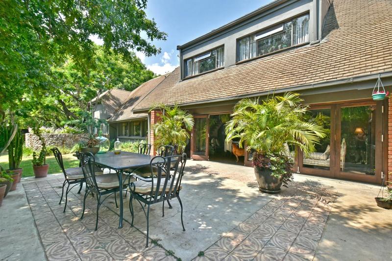 9 Bedroom Property for Sale in Hurlingham Gauteng