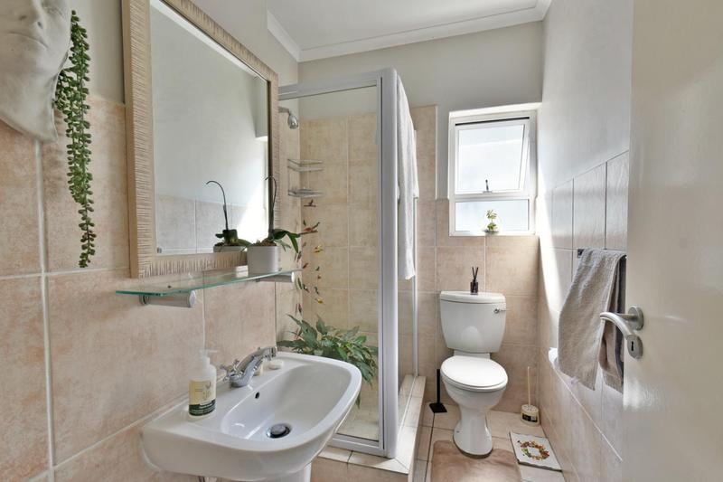 2 Bedroom Property for Sale in Eagle Canyon Golf Estate Gauteng