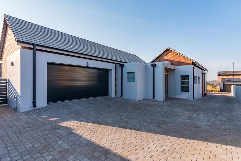 4 Bedroom Property for Sale in Midstream Estate Gauteng