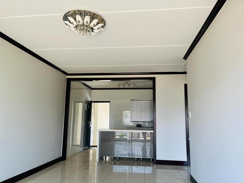 To Let 2 Bedroom Property for Rent in Craigavon Gauteng