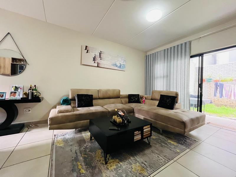 2 Bedroom Property for Sale in Edenburg Gauteng