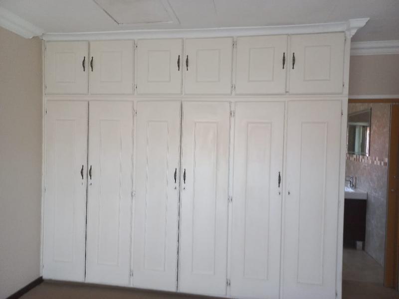 2 Bedroom Property for Sale in Petersfield Gauteng