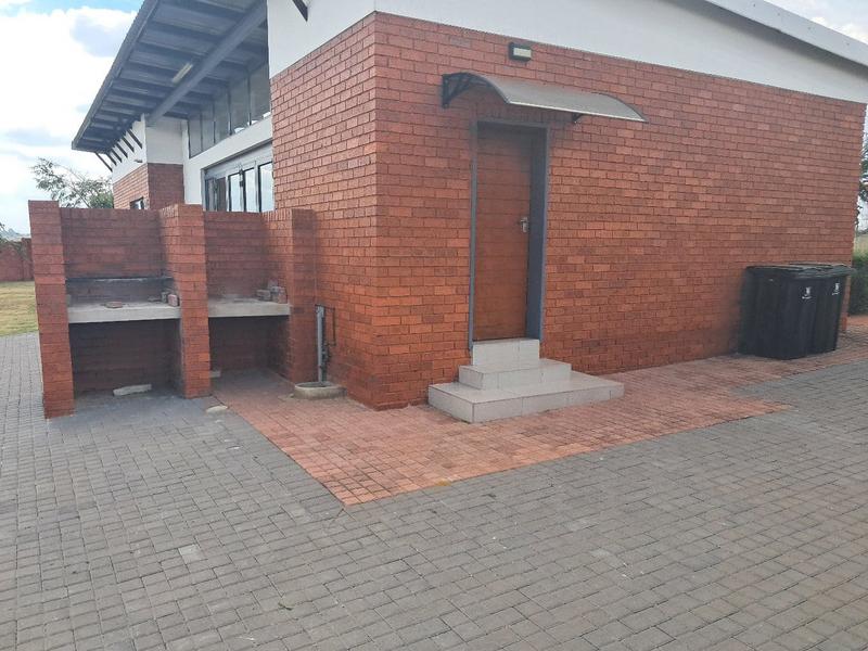 3 Bedroom Property for Sale in Parkdene Gauteng
