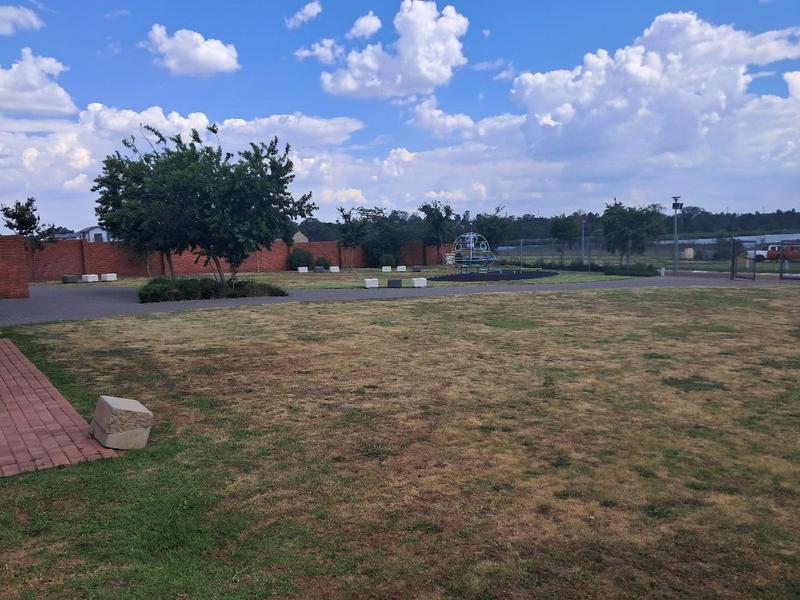 3 Bedroom Property for Sale in Parkdene Gauteng