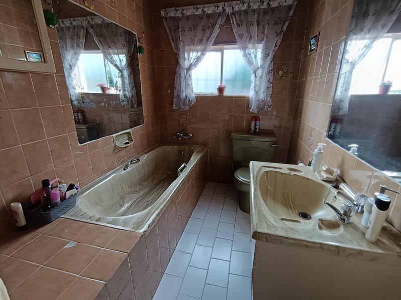 4 Bedroom Property for Sale in Primrose Gauteng