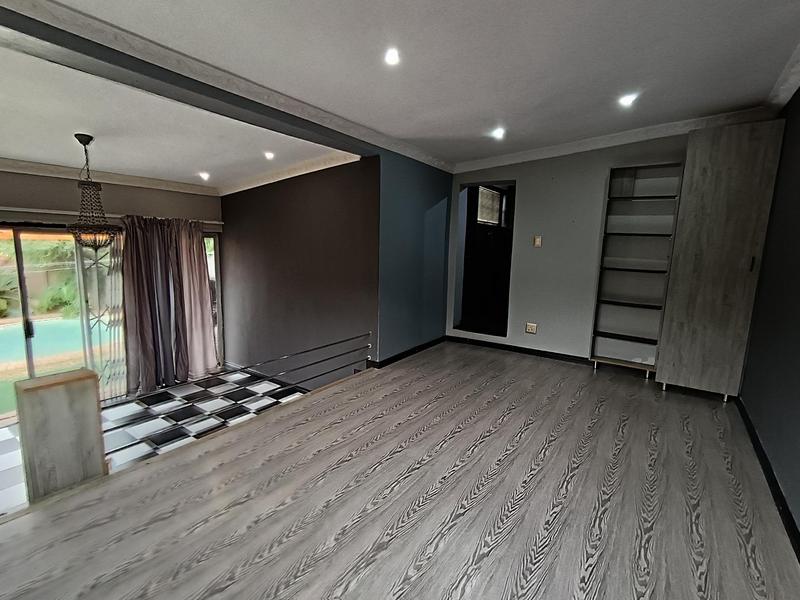 4 Bedroom Property for Sale in Symhurst Gauteng