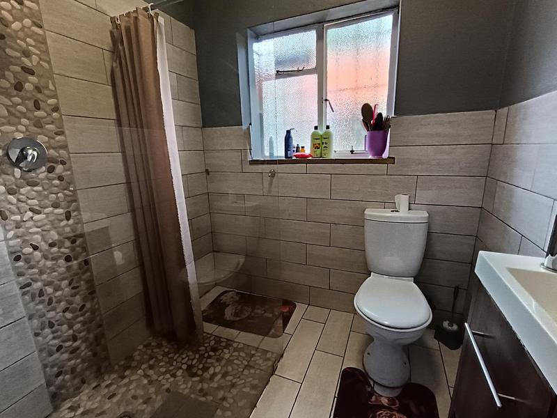 4 Bedroom Property for Sale in Symhurst Gauteng