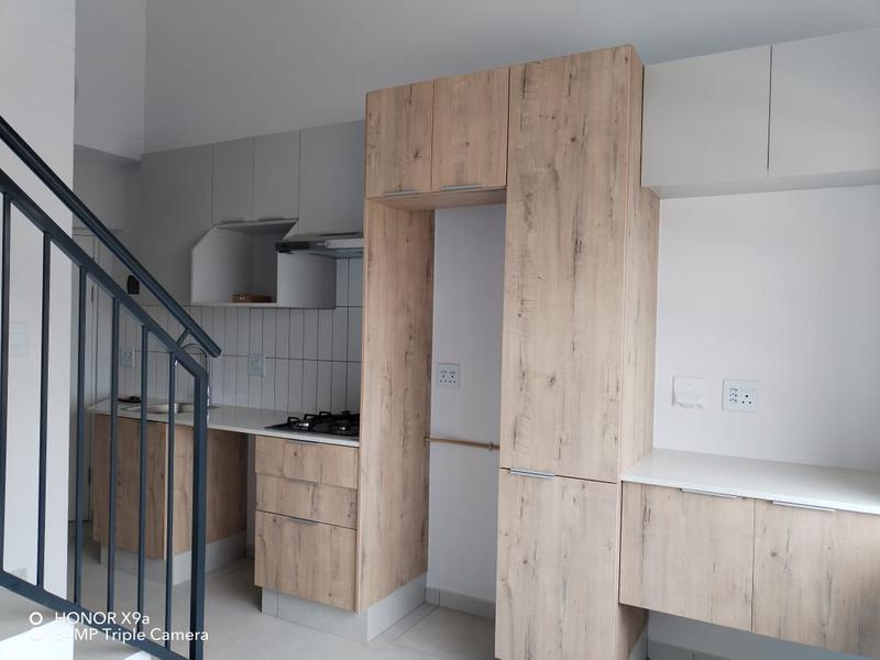 To Let 2 Bedroom Property for Rent in Roodepoort Gauteng