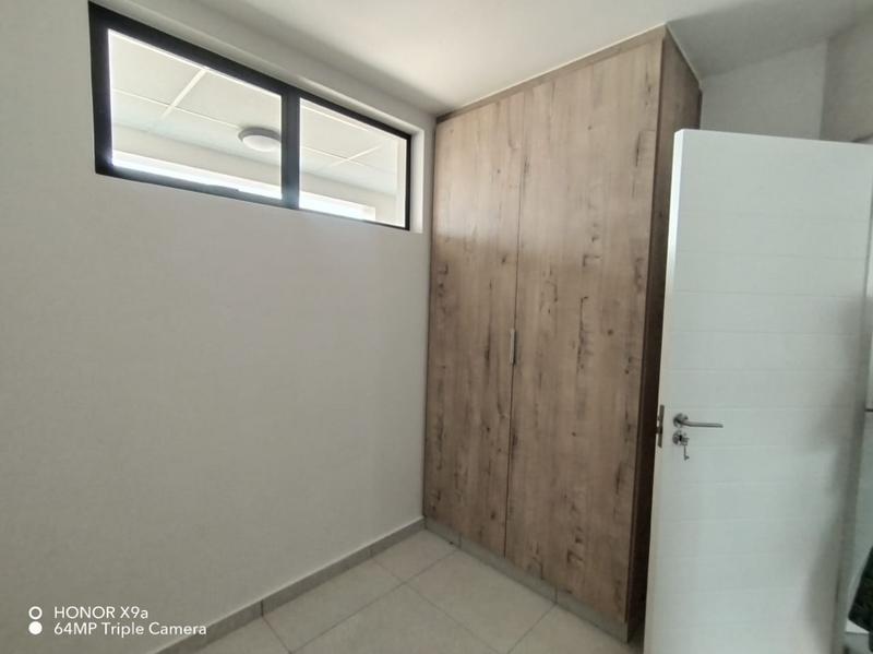 To Let 2 Bedroom Property for Rent in Roodepoort Gauteng