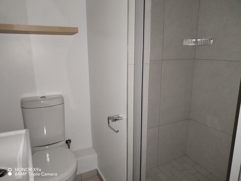 To Let 2 Bedroom Property for Rent in Roodepoort Gauteng