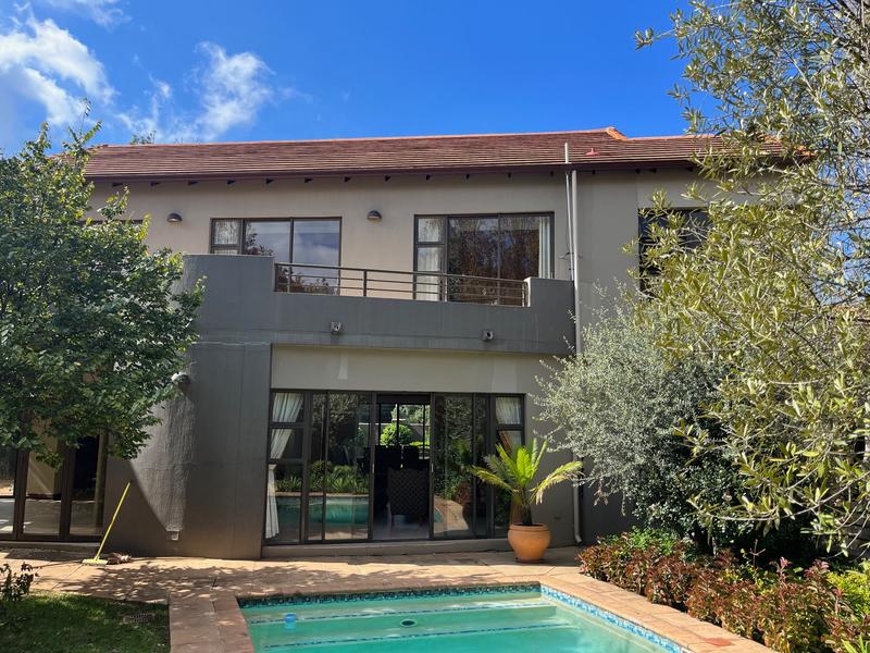 4 Bedroom Property for Sale in Waterkloof Ridge Gauteng
