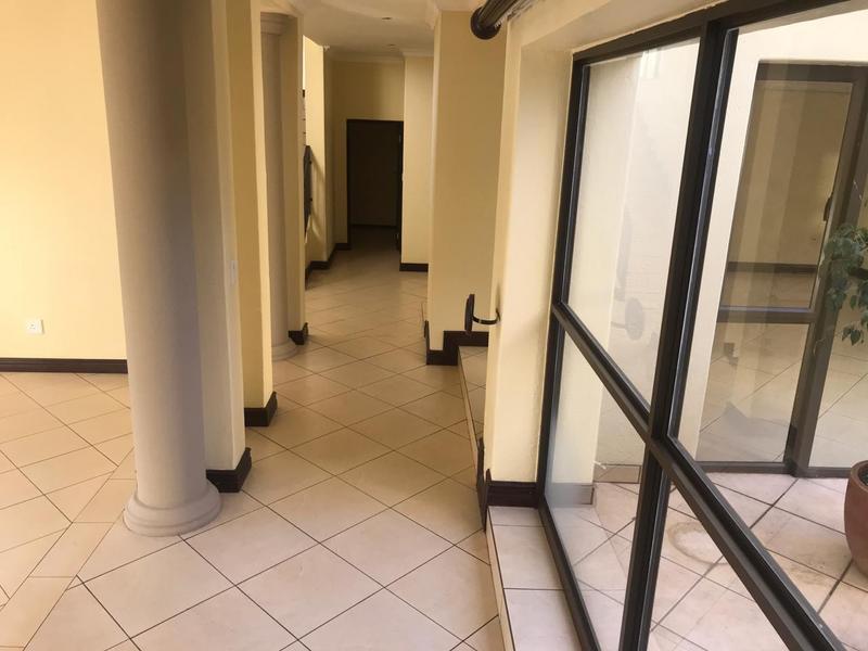 To Let 7 Bedroom Property for Rent in Dainfern Gauteng