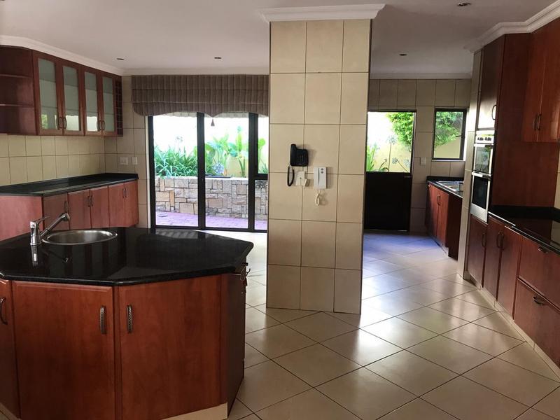 To Let 7 Bedroom Property for Rent in Dainfern Gauteng