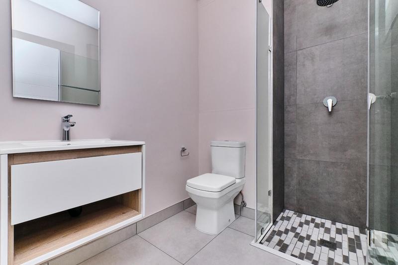 To Let 2 Bedroom Property for Rent in Glenadrienne Gauteng