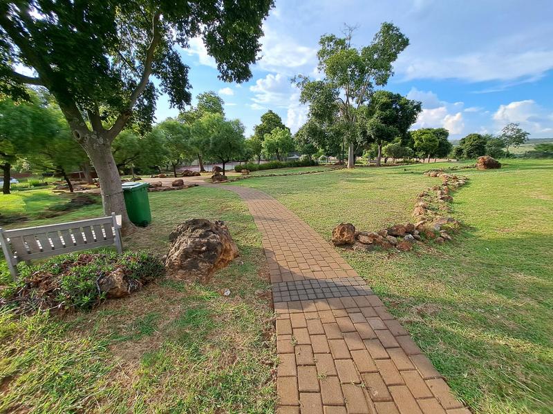 To Let 1 Bedroom Property for Rent in Raslouw Gauteng
