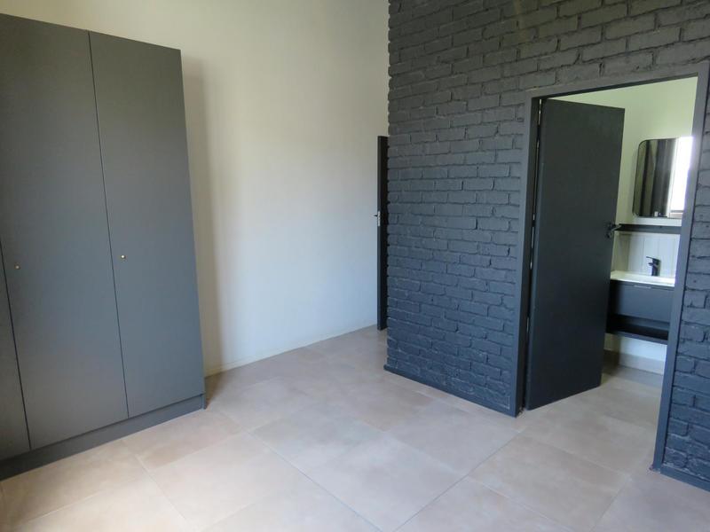 To Let 2 Bedroom Property for Rent in Sandton Central Gauteng