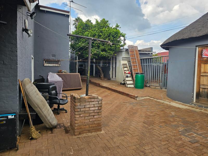 3 Bedroom Property for Sale in Bosmont Gauteng