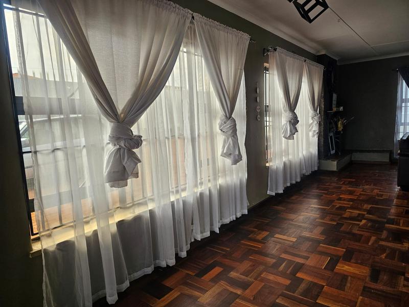 3 Bedroom Property for Sale in Bosmont Gauteng