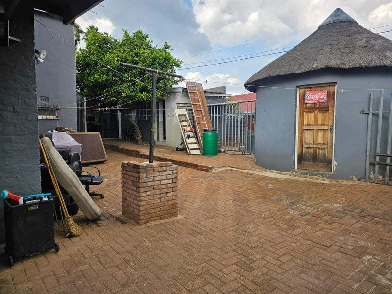 3 Bedroom Property for Sale in Bosmont Gauteng