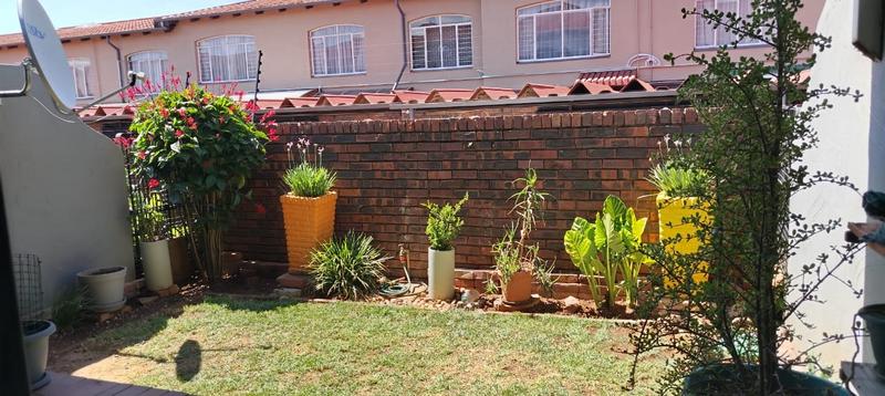3 Bedroom Property for Sale in Sinoville Gauteng
